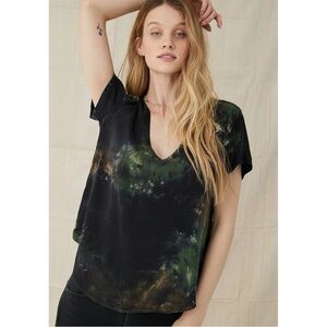 Bella Dahl Short Sleeve V-Neck Camo Tie Dye T-Shirt, Size S